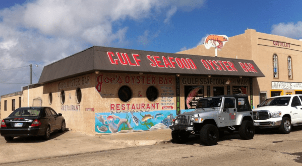This Amazing Seafood Shack On The Texas Coast Is Absolutely Mouthwatering