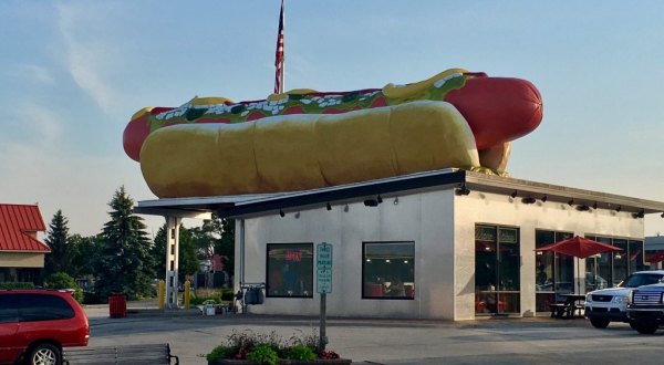 This Unexpectedly Awesome Restaurant In Michigan Will Make You Do A Double Take