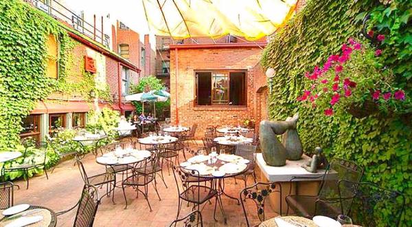 Here Are The 11 Most Romantic Restaurants In DC And You’re Going To Love Them
