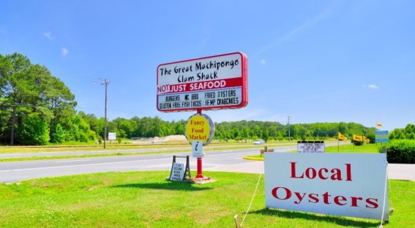 This Amazing Seafood Shack On The Virginia Coast Is Absolutely Mouthwatering
