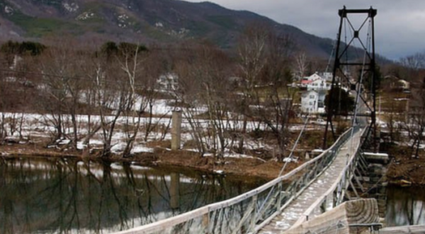 The Stomach-Dropping Suspended Bridge Walk You Can Only Find In Virginia
