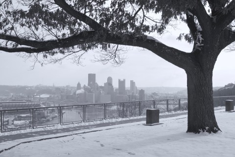 In 1977, Pittsburgh Plunged Into An Arctic Freeze That Makes This Year's Winter Look Downright Mild