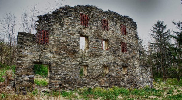 Most People Don’t Know About These Strange Ruins Hiding In Pennsylvania