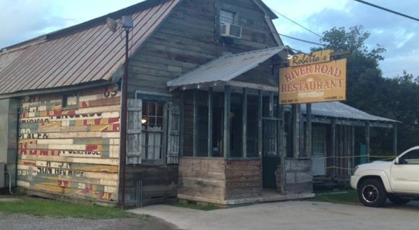 This Incredible Cajun Restaurant Might Just Be The Best Kept Secret In Louisiana