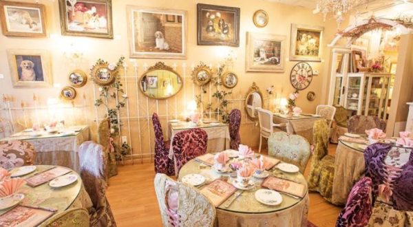 The Whimsical Tea Room In Arizona That’s Like Something From A Storybook