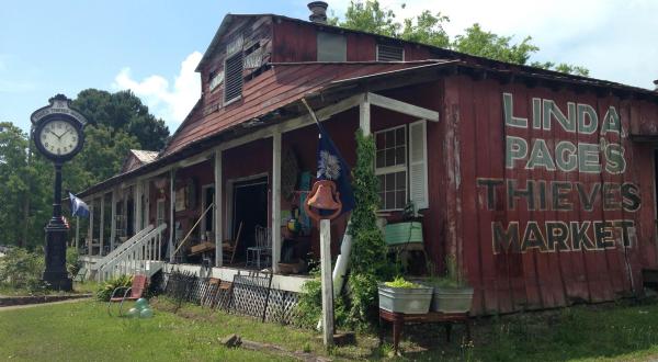 Everyone In South Carolina Should Visit This Amazing Antique Barn At Least Once