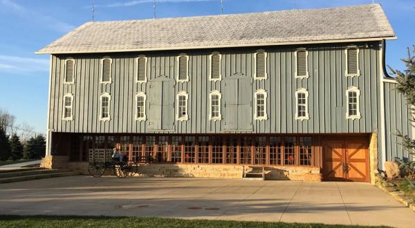 This Beautiful Barn In Ohio Is Also A Winery And You’ll Want To Visit
