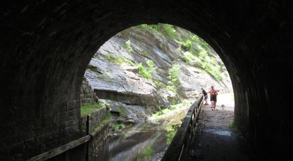 This Amazing Hiking Trail In Maryland Takes You Through An Abandoned Tunnel
