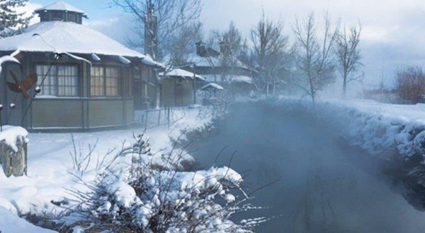 Nevada’s Naturally Heated Outdoor Pool Is All You Need This Winter