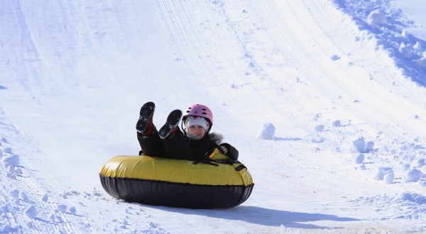 You Can Go Tubing Year-Round At This One Connecticut Attraction And It’s Awesome