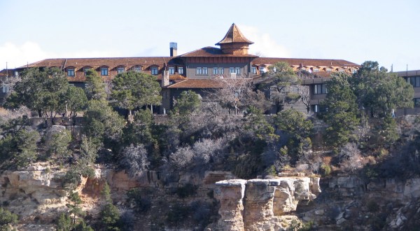 You’ll Fall In Love With This Arizona Hotel Sitting At The Edge Of The Grand Canyon
