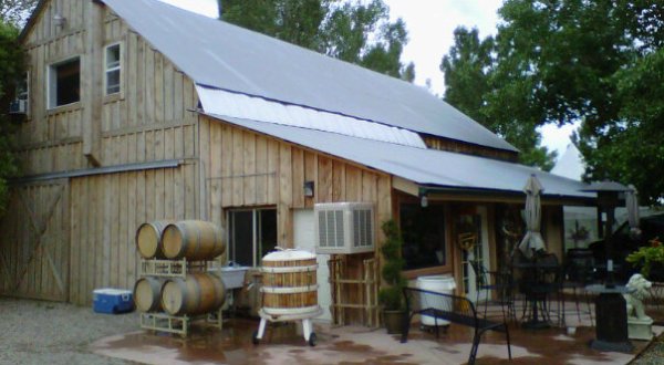 This Beautiful Barn In Colorado Is Also A Winery And You’ll Want To Visit