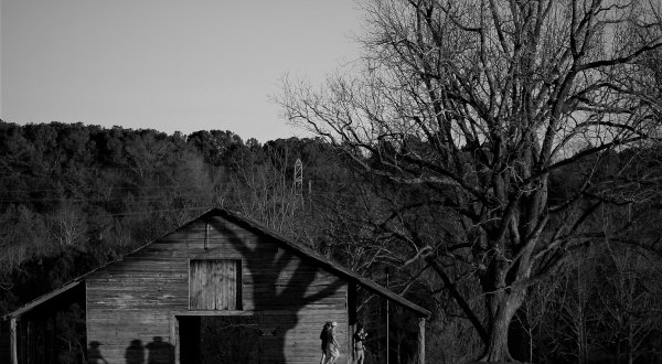 The Arkansas Ghost Story That Will Leave You Absolutely Baffled