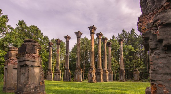 The Hauntingly Beautiful Place In Mississippi That Humans Left Behind