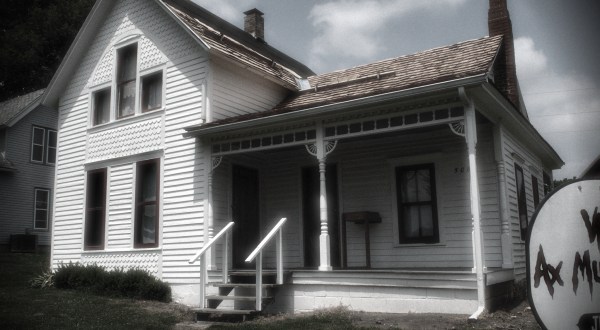 This Iowa House Is Among The Most Haunted Places In The Nation