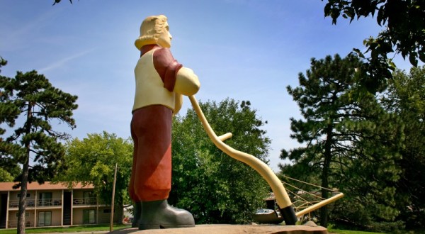 These 9 Bizarre Places In Kansas Will Leave You Flabbergasted