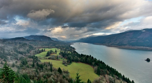 Don’t Let Another Year Go By Without Seeing These 10 Breathtaking Washington Spots