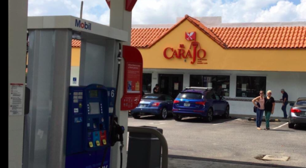 This Gas Station In Florida Serves Up The Best Spanish Food In The South