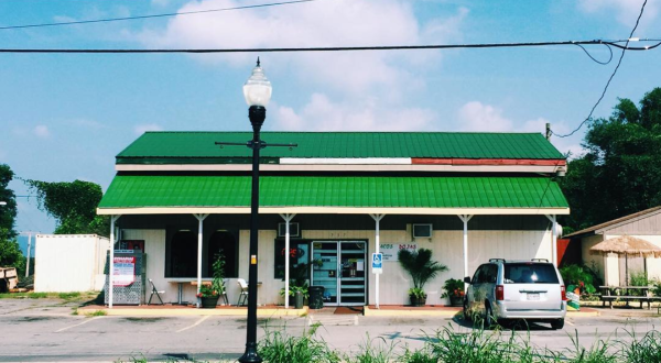 You’ll Find The Most Incredible Mexican Food Inside This Unsuspecting Virginia Restaurant