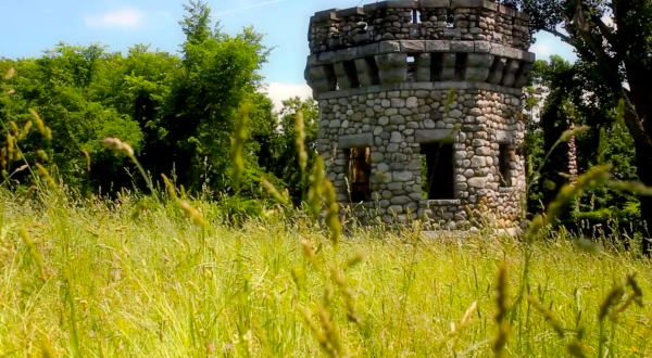 Most People Don’t Know About These Strange Ruins Hiding In Massachusetts