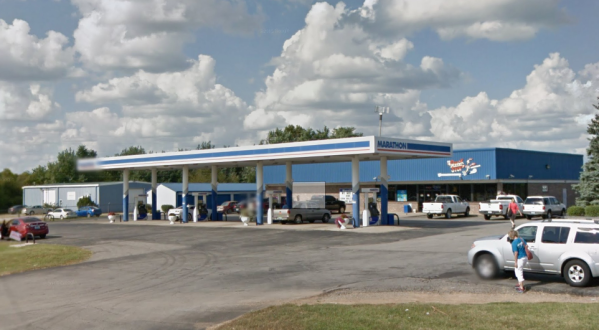 This Small Town Gas Station In Kentucky Serves Up The Best Sausage In The State