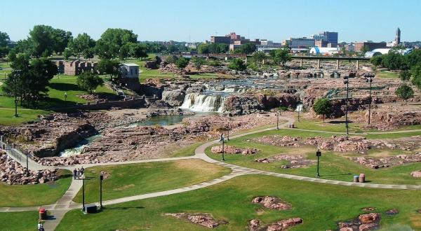 Here Are The 15 Best Things About The Largest City In South Dakota