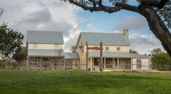 The Bed And Breakfast With Themed Rooms That Take You On A Journey Through Texas History