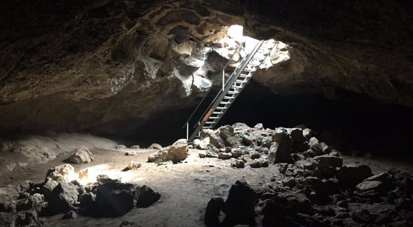 This Otherworldly Lava Tube Hike In Oregon Will Take You On An Adventure Of A Lifetime