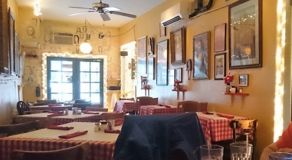 This Charming Restaurant Is Like A Little Slice of Italy Right Here In New Orleans
