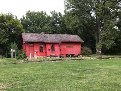 There’s A Little-Known, Fascinating Train Park In Iowa And You’ll Want To Visit