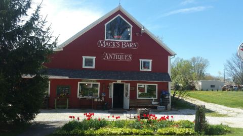 Everyone In Ohio Should Visit This Amazing Antique Barn At Least Once