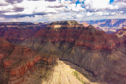 This Incredible Helicopter Tour Flies You Over The Grand Canyon And The Views Will Drop Your Jaw