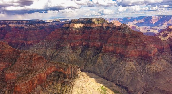 This Incredible Helicopter Tour Flies You Over The Grand Canyon And The Views Will Drop Your Jaw