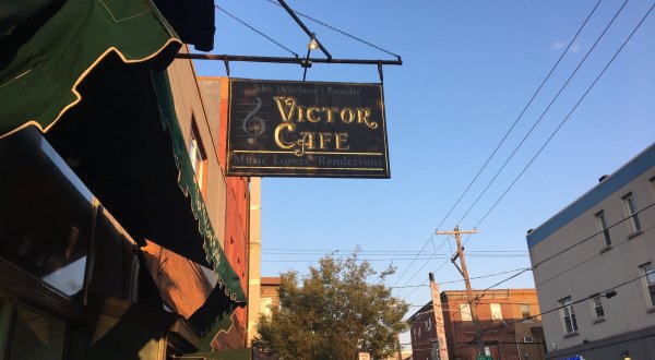The 7 Wackiest Restaurants In Philadelphia Where Dining Is A Blast