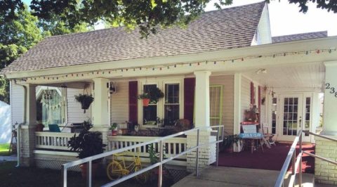 The Whimsical Tea Room In Missouri That’s Like Something From A Storybook