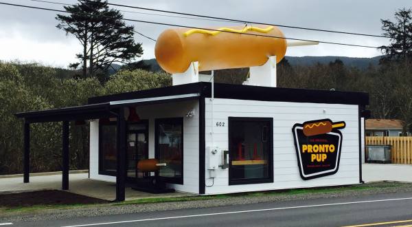 This Iconic Roadside Restaurant In Oregon Is Home To The World’s Largest Corndog