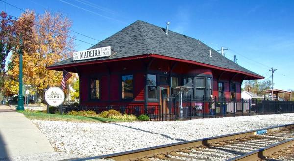 This Train Station Turned BBQ Joint Is One Of The Most Interesting Places To Eat In Cincinnati