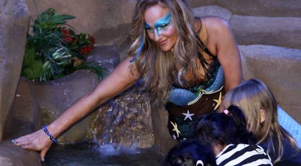 You Can See Live Mermaids At This One Place In Austin And It’s Incredible