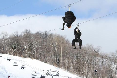 This Winter Zipline In Michigan Will Take You On A Fantastic Adventure