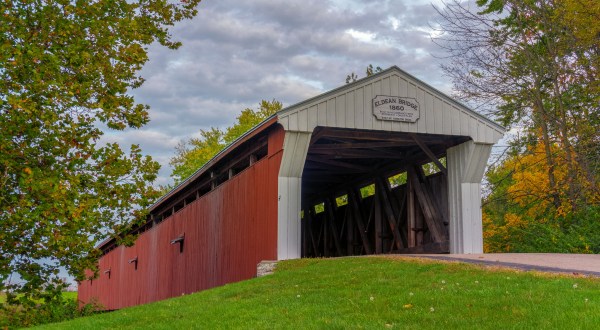 12 Sleepy Small Towns In Ohio Where Things Never Seem To Change