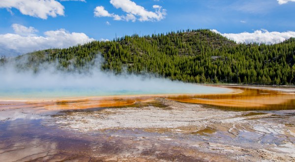 Over 200 Earthquakes Have Hit Yellowstone’s Supervolcano This Month And Here’s What It Means