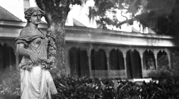 This Louisiana Plantation Is Among The Most Haunted Places In The Nation