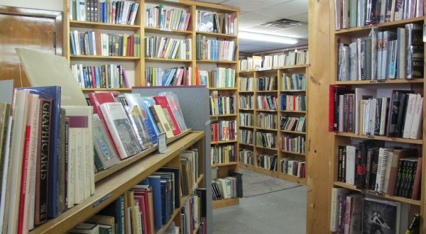 This 3-Story Bookstore In Minnesota Is Like Something From A Dream