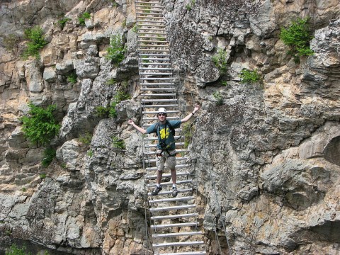 The Terrifying Swinging Bridge In West Virginia That Will Make Your Stomach Drop