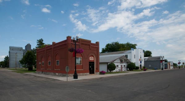 There’s A Little Known Unique Small Town In North Dakota And It’s Truly Delightful