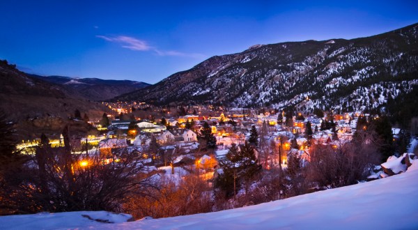 These 6 Tiny Towns Near Denver Are Picture Perfect During The Winter