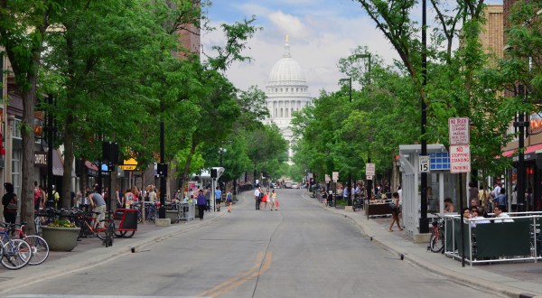 This One Street In Wisconsin Has Every Type Of Restaurant You Can Imagine