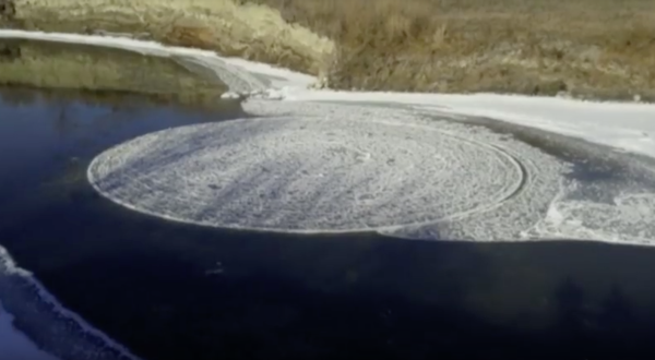 The Natural Phenomenon In North Dakota That Only Happens During Wintertime