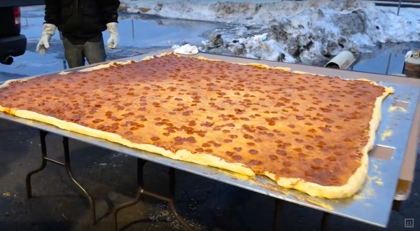 If You Live In Michigan, You Can Order This Enormous Pizza With 15 Pounds Of Cheese