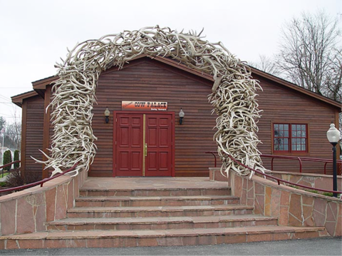 The Vermont Steakhouse In The Middle Of Nowhere That’s One Of The Best On Earth